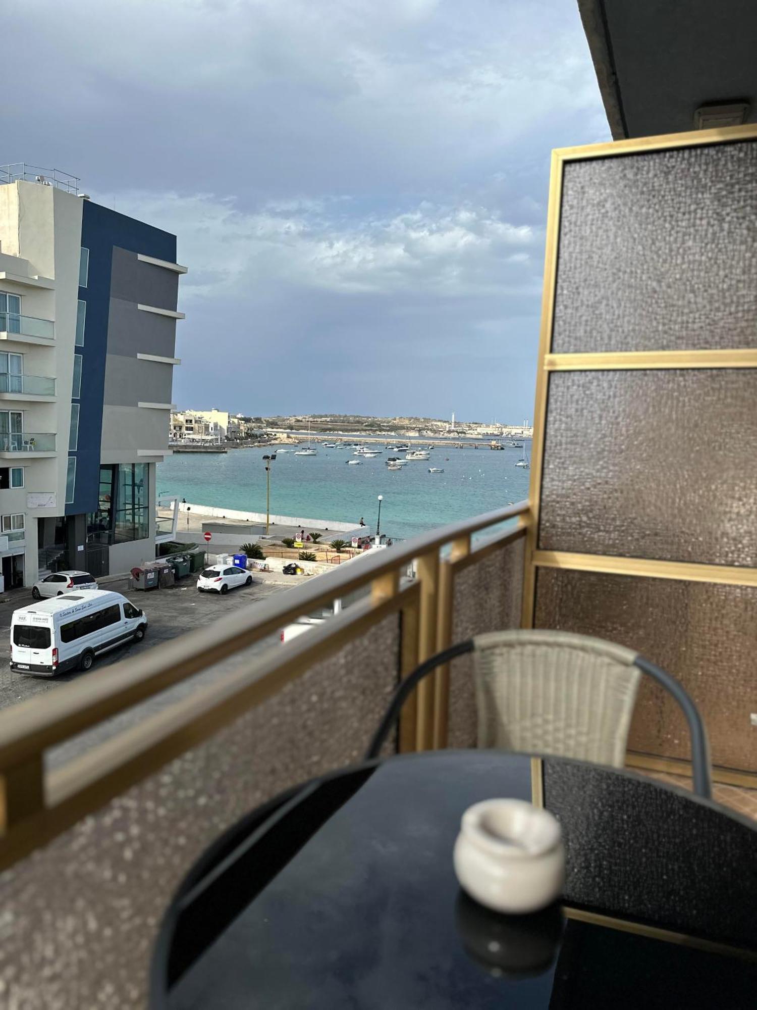 The Beach House Birżebbuġa Exterior foto